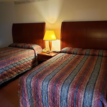 Huntingdon Motor Inn Exterior foto