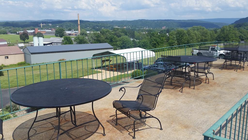 Huntingdon Motor Inn Exterior foto