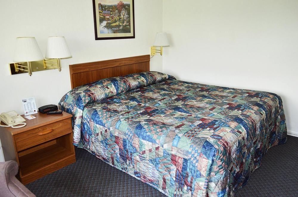 Huntingdon Motor Inn Exterior foto
